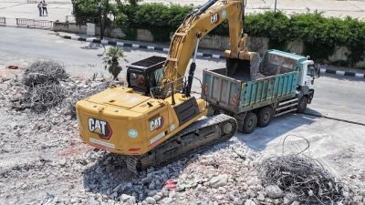 Manisa Büyükşehir Belediyesi, kent genelinde sosyal yaşam alanlarını artırmaya yönelik