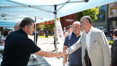Yıllardır düzenlediği “Kocaeli Kitap Fuarı” ile kitapları okurlarla buluşturan Kocaeli