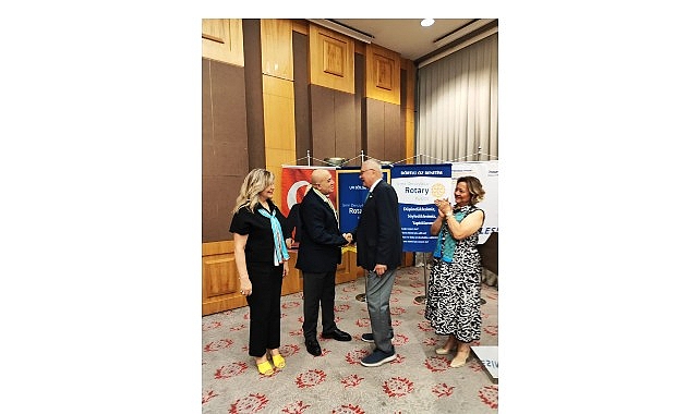 Denizyıldızı Rotary Kulübü “Kalıcı Etki” İçin Yeni Döneme Yelken Açtı İzmir'de geçen yıl kurulan ve kısa sürede deneyimli Rotaryenlerin bilgi