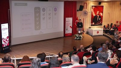 15 Temmuz Şehitler Salonu’nda gerçekleştirilen etkinliğe; Dokuz Eylül Üniversitesi Rektör