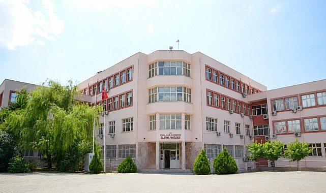 DEÜ İşletme Fakültesine Uluslararası Kalite Tescili Dokuz Eylül Üniversitesi (DEÜ) İşletme Fakültesi, işletme eğitimi alanında dünyanın