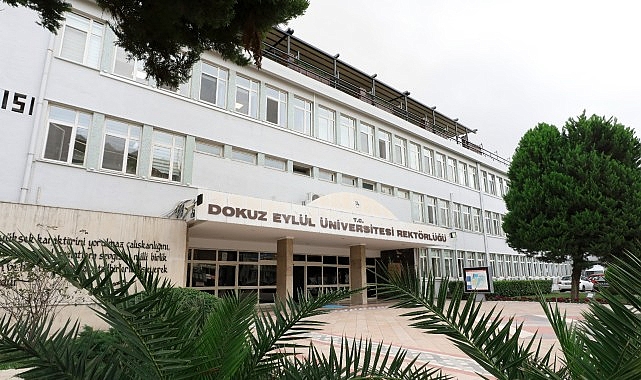 DEÜ’de Tanıtım ve Tercih Günleri Başlıyor Dokuz Eylül Üniversitesi (DEÜ), üniversite tercih döneminde aday öğrencilerin geleceklerini