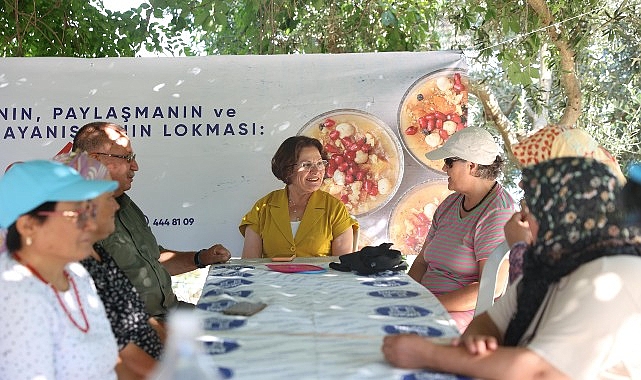 Didim Belediye Başkanı Hatice Gençay’dan 8 Bin Kişilik İkram: “Aşure; Hatırlamanın, Paylaşmanın ve Dayanışmanın Lokmasıdır” Didim Belediyesi, Muharrem ayının getirdiği birlik, beraberlik ve paylaşma ruhunu