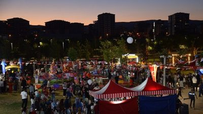 Ankara Büyükşehir Belediyesi tarafından düzenlenen "İlçelerde Yaz Şenlikleri" etkinliği, Kahramankazan