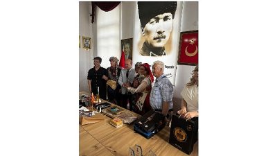Efes Selçuk Belediyesi Halk Oyunları Ekibi, Akşehir Belediyesi tarafından bu
