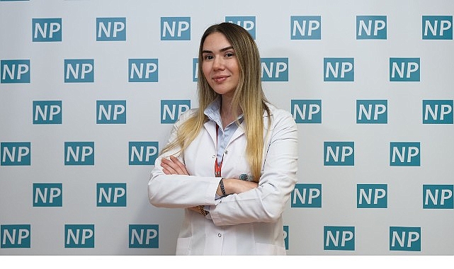 Eleştiride doğru yaklaşım fark yaratıyor! Üsküdar Üniversitesi NPİSTANBUL Hastanesi Klinik Psikolog Sena Kalaz, kişiliği ve