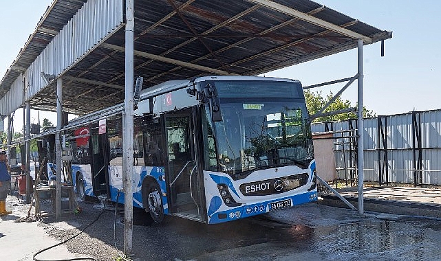 ESHOT’tan ayda 2 bin 200 ton su tasarrufu İzmir Büyükşehir Belediyesi ESHOT Genel Müdürlüğü, otobüs yıkama sularını geri
