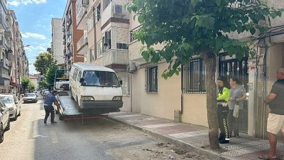 Manisa Büyükşehir Belediyesi, kent estetiğini korumak, trafik güvenliğini artırmak ve