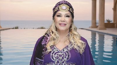 Türk halk müziğinin sevilen ve güçlü sesi Güler Işık, uzun