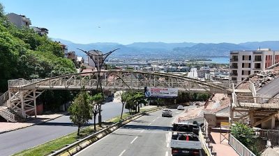 Kocaeli Büyükşehir Belediyesi tarafından İzmit Gazanfer Bilge Bulvarı’nda (Santral Rampası)