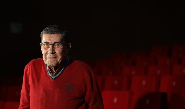 İBB Şehir Tiyatroları Usta Sanatçısı Zihni Göktay’ı Kaybetmenin Derin Üzüntüsünü Yaşıyor İstanbul Büyükşehir Belediyesi Şehir Tiyatroları, Değerli Sanatçısı, Türk Tiyatrosu’nun duayenlerinden,
