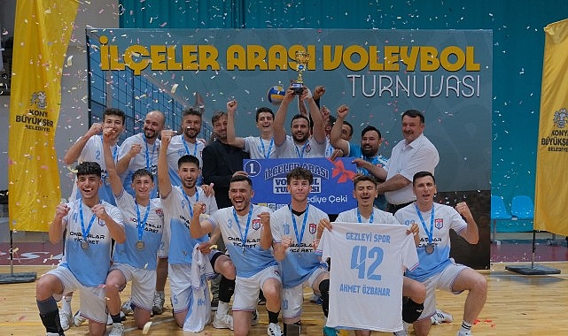 İlçeler Arası Voleybol Turnuvası’nda Şampiyon Hadim Konya Büyükşehir Belediyesi tarafından sporu tabana yaymak, gençlerin ve vatandaşların