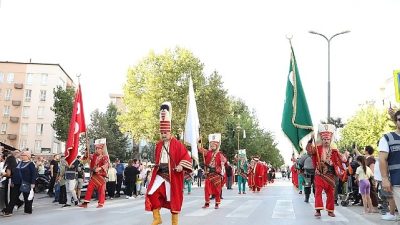 İnegöl Belediyesi’nin bu yıl 39’uncusunu düzenlediği Uluslararası Kültür Sanat Festivali,