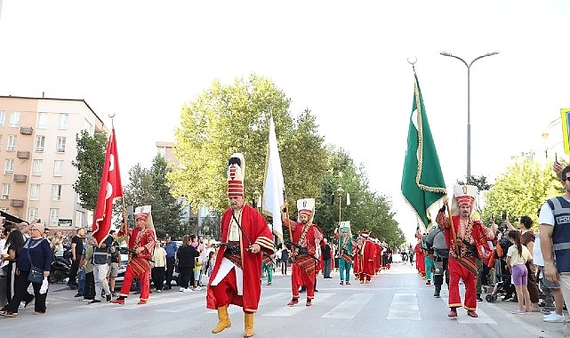 İnegöl Belediyesi’nin bu yıl 39’uncusunu düzenlediği Uluslararası Kültür Sanat Festivali,