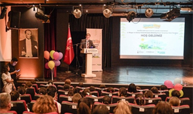 İzmir iklim nötr kent olmayı hedefliyor İzmir Büyükşehir Belediyesi, Sürdürülebilir Enerji ve İklim Eylem Planı'nı (SECAP)