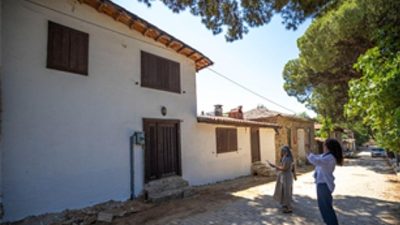 İzmir Büyükşehir Belediyesi KUDEB ekipleri, tarihi mirası korumak amacıyla 29