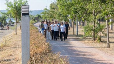 İzmir Büyükşehir Belediyesi, İnciraltı Kent Ormanı'nda kapsamlı yenileme çalışması başlattı.