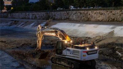 İzmir Büyükşehir Belediyesi, yaz aylarında kötü koku oluşumunu önlemek ve