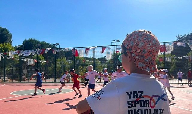 Kadıköy Belediyesi Yaz Spor Okulu’nda İkinci Dönem Başladı Kadıköy Belediyesi Gençlik ve Spor Hizmetleri Müdürlüğü tarafından düzenlenen Yaz