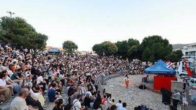 Karabağlar Belediyesi tarafından bu yıl 3’ncüsü düzenlenen “Neşeli Sokaklar Mutlu