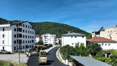Kocaeli Büyükşehir Belediyesi, Karamürsel ilçesi Tepeköy Mahallesi’nde bulunan Karamürsel Caddesi’nde