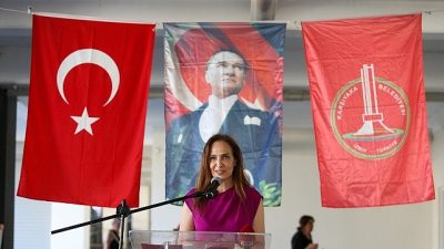 Karşıyaka Belediyesi, 1941-1949 yılları arasında İzmir Belediye Başkanlığı görevinde bulunan