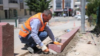 Keçiören Belediyesi, ilçe genelinde yaya güvenliğini artırmak ve kent estetiğini