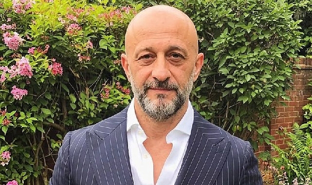 Kemal Cenk İçten: Gazetecilik Bir Duruştur Magazin basınının deneyimli isimlerinden Kemal Cenk İçten, magazin gazeteciliğinin geçmişini,