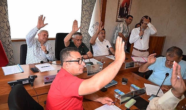Kemer Belediyesi Temmuz ayı meclisi yapıldı Kemer Belediyesi Temmuz ayı meclis toplantısı, Kemer Belediye Başkanı Necati
