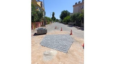Kemer Belediyesi Fen İşleri Müdürlüğü ekipleri,  Kemer genelinde altyapı çalışmalarını