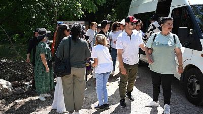 Kemer'e bağlı Gedelme Yaylası'nda Kemer Belediyesi tarafından Antalya Büyükşehir Belediyesi'nin