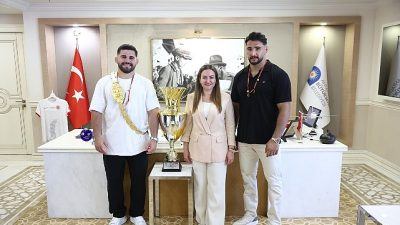 665. Tarihi Kırkpınar Yağlı Güreşleri’nde Altın Kemeri yeniden Antalya'ya kazandıran