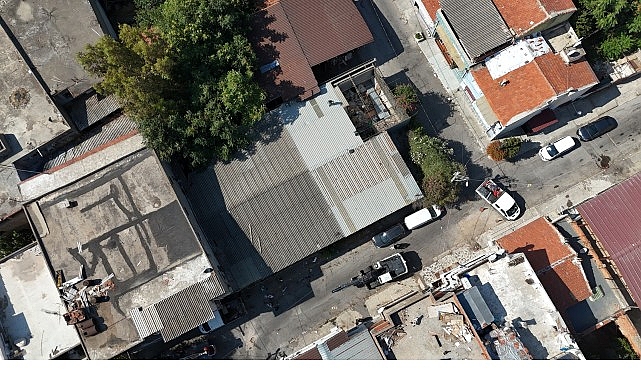 Kaçak yapılaşmaya karşı mücadelesini kararlılıkla sürdüren Konak Belediyesi, ilçe genelinde