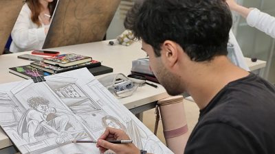 Küçükçekmece Belediyesi bünyesinde hizmet veren sanat ve eğitim akademileri, genç