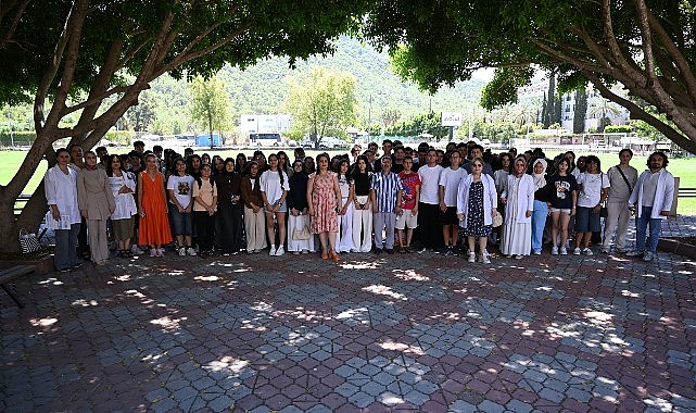 Kemer Belediyesi Ahmet Erkal Destek Eğitim Kurs Merkezinde yeni eğitim