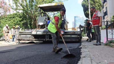 Maltepe Belediyesi, ilçe genelinde sürdürdüğü yol yenileme çalışmalarına Cevizli Mahallesi'nde