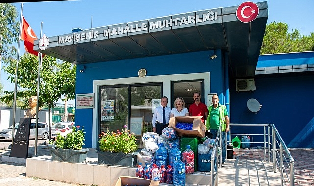 ‘Mavi Kapak’ kampanyasına muhtarlardan 550 kilogramlık destek Karşıyaka Belediyesi’nin ‘Mavi Kapak’ kampanyası, mahalle muhtarlıklarının ve vatandaşların desteğiyle