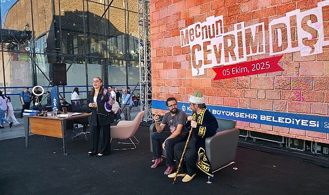 “Mecnun Çevrim Dışı” ile tiyatro heyecanı başlıyor Kocaeli Büyükşehir Belediyesi, “Kütüphanemde Tiyatro Arası” etkinliğiyle yaz akşamlarını tiyatro