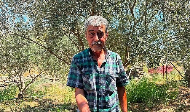 Menemen Belediyesi, yüz yıldır taşıma suyla sulanan Ayvacık köyünde toprakla