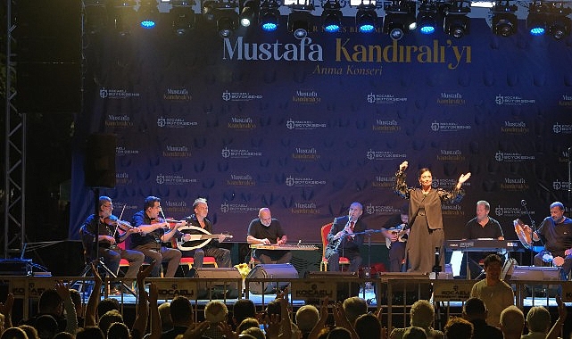 Kocaeli Büyükşehir Belediyesi, Türk klarnetinin efsane ismi Mustafa Kandıralı'nın sanat