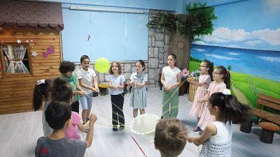 Yaz boyunca çocukların sosyal, kültürel ve kişisel gelişimlerine katkı sunacak