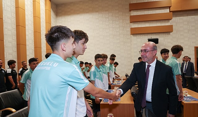 Selçuklu’nun Şampiyon Sporcuları Başkan Pekyatırmacı ile Buluştu Selçuklu Belediye Başkanı Ahmet Pekyatırmacı Temmuz ayı meclis toplantısında, Türkiye