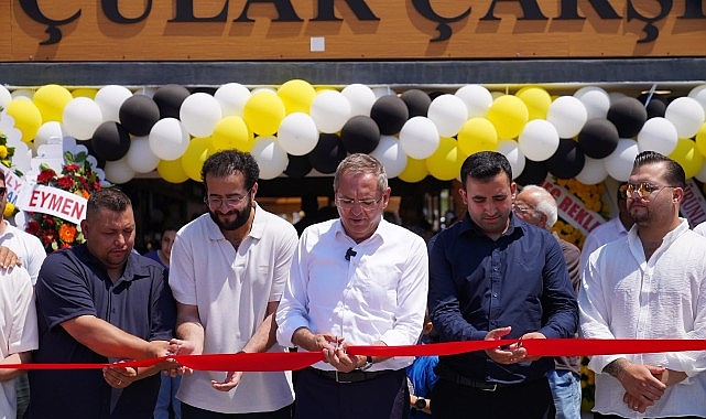 Tarihi Ayvalık Tostçular Çarşısı’nda Örnek Bir İş Birliği Ayvalık Tostçular Çarşısı'ndaki 11 esnaf, tek bir şirket çatısı altında