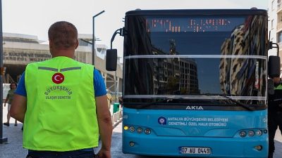 Antalya Büyükşehir Belediyesi, yaz mevsiminde artan hava sıcaklıklarına karşı toplu