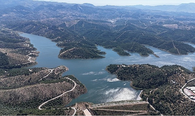 Seferihisar Belediyesi, tarımsal üretimin kesintisiz devam etmesi ve tüm üreticilerin