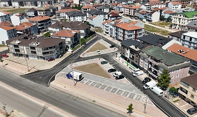 Yeni Mahallede 11 Sokakta Asfalt Ve Tretuvar Çalışması Tamamlandı İnegöl Belediyesi, Yeni Mahallede altyapı çalışmaları tamamlanan bölgede 11 sokakta