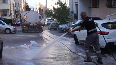 Maltepe Belediyesi, ilçe genelinde sürdürdüğü çevre düzenleme ve temizlik çalışmalarını
