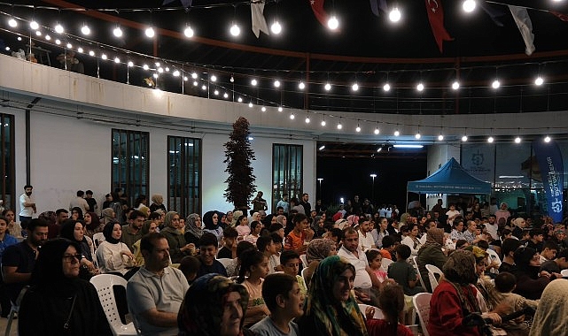 Kocaeli Büyükşehir Belediyesi’nin “Kütüphanemde Tiyatro Arası” etkinlikleri kapsamında düzenlediği açık