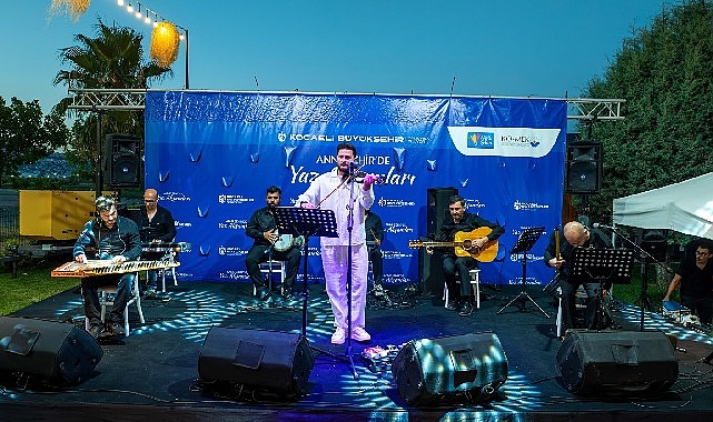 Kocaeli Büyükşehir Belediyesi’nin düzenlediği “Anne Şehir Yaz Akşamları Etkinlikleri”, bu