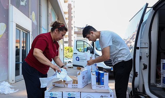Antalyalı çocuklar Halk Sütle büyüyor Antalya Büyükşehir Belediyesi’nin, sağlıklı nesillerin yetişmesine katkı sağlamak ve çocukları